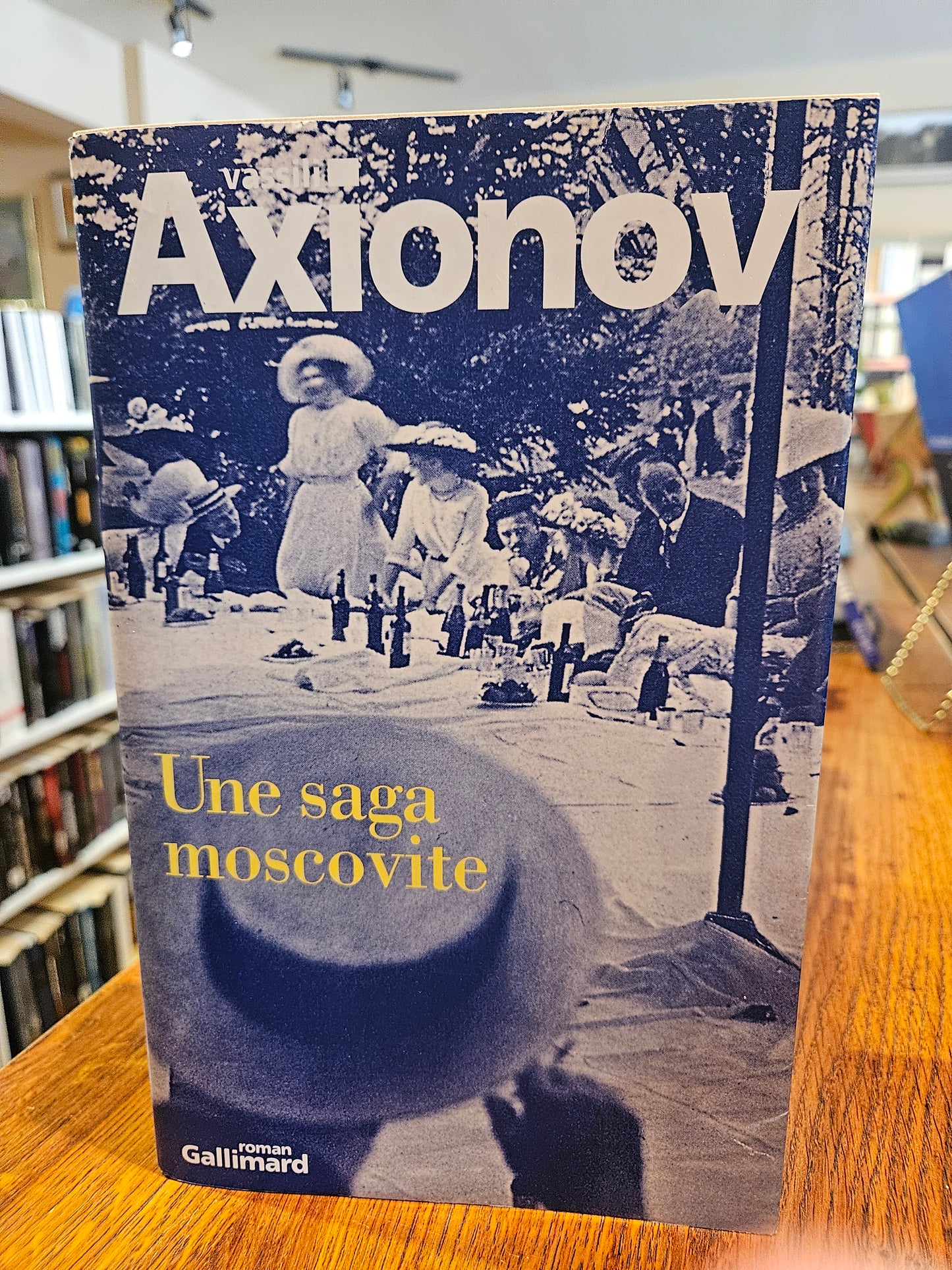 Une saga moscovite livre Vassili Axionov